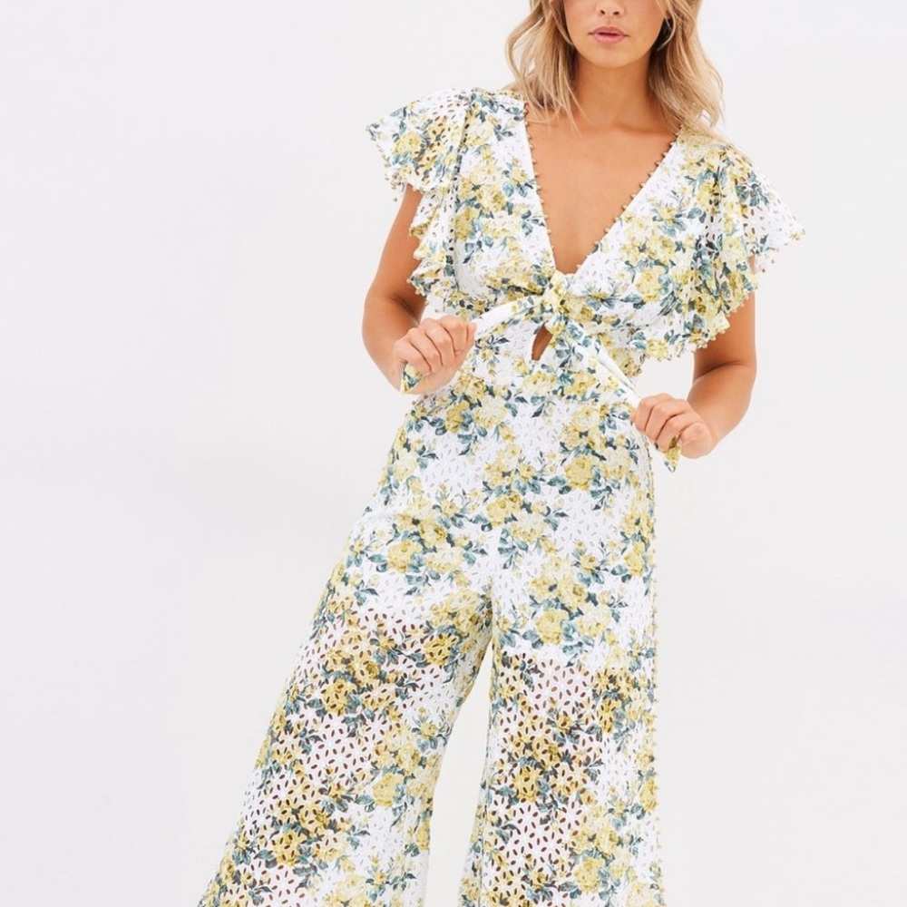 La Maison Talulah - floral jumpsuit size large